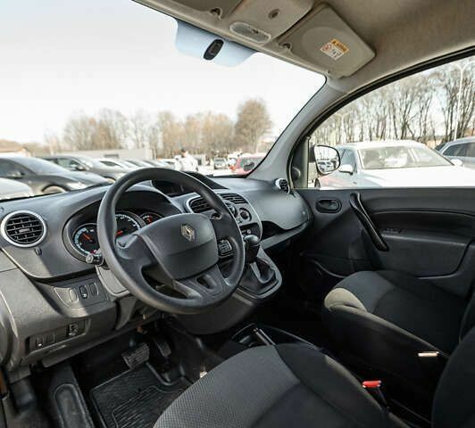 Рено Кенгу, объемом двигателя 0 л и пробегом 59 тыс. км за 9300 $, фото 11 на Automoto.ua