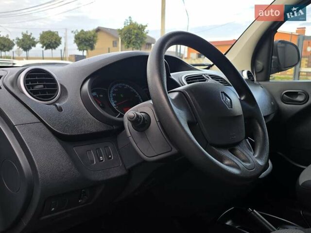 Рено Кенгу 2018 в Луцке на Automoto.ua Рено Кенгу, объемом двигателя 0 л и пробегом 51 тыс. км за 10700 $, фото 13 на Automoto.ua