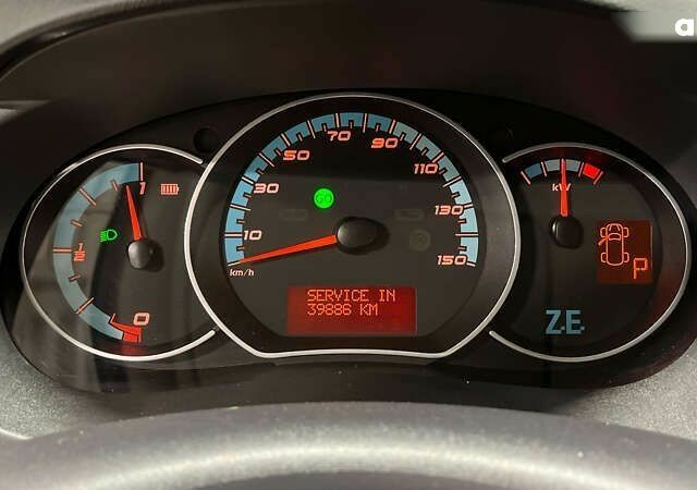 Рено Кенгу, объемом двигателя 0 л и пробегом 27 тыс. км за 13100 $, фото 19 на Automoto.ua