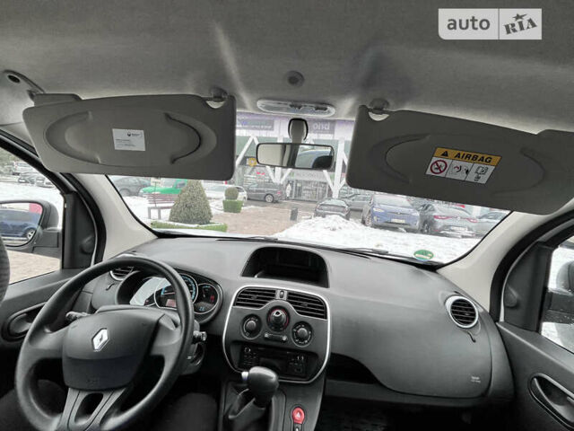 Рено Кенгу, объемом двигателя 0 л и пробегом 19 тыс. км за 16600 $, фото 35 на Automoto.ua