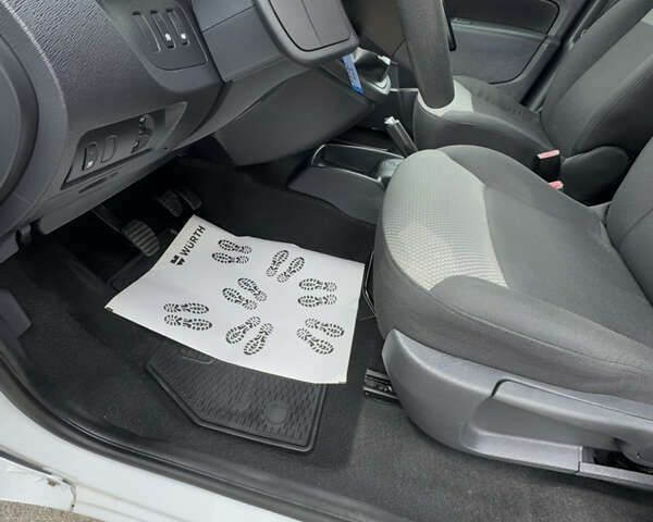 Рено Кєнгу, об'ємом двигуна 1.5 л та пробігом 144 тис. км за 13500 $, фото 18 на Automoto.ua