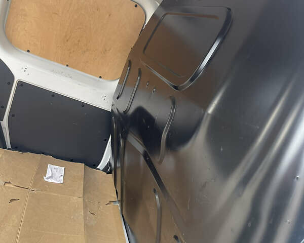 Рено Кенгу, объемом двигателя 0 л и пробегом 65 тыс. км за 9900 $, фото 20 на Automoto.ua