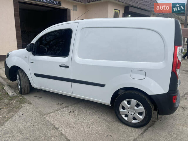 Рено Кенгу, объемом двигателя 0 л и пробегом 65 тыс. км за 9900 $, фото 11 на Automoto.ua