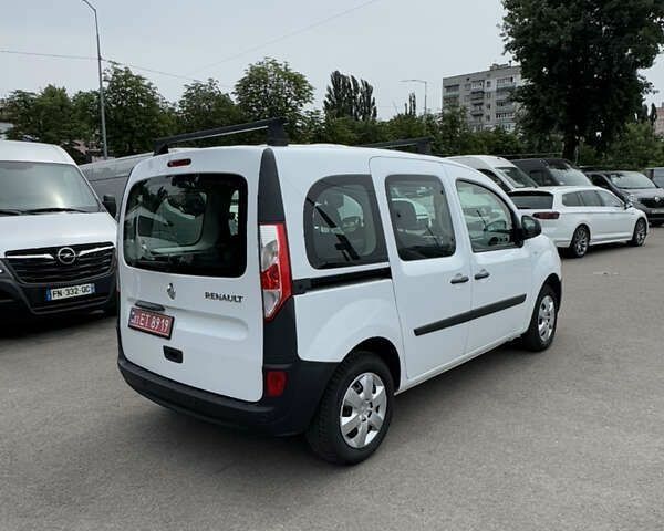 Рено Кенгу, объемом двигателя 1.5 л и пробегом 144 тыс. км за 14200 $, фото 8 на Automoto.ua