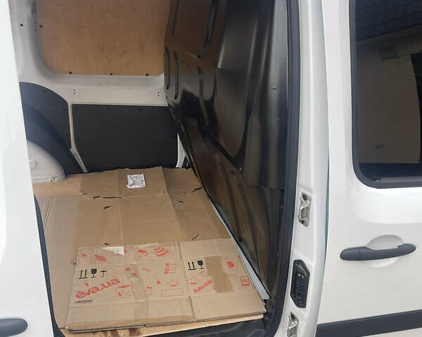 Рено Кенгу, объемом двигателя 0 л и пробегом 65 тыс. км за 9900 $, фото 21 на Automoto.ua