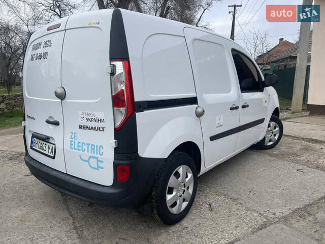 Рено Кенгу, объемом двигателя 0 л и пробегом 65 тыс. км за 9900 $, фото 3 на Automoto.ua