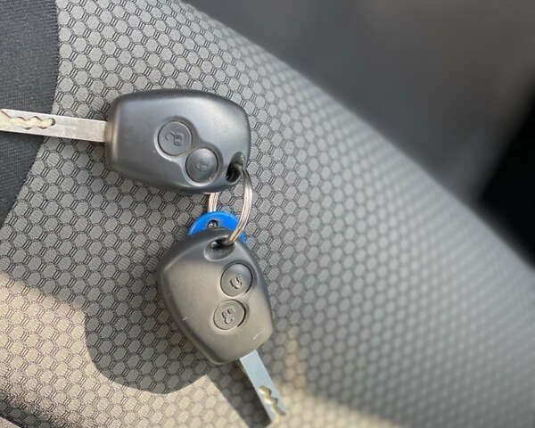 Рено Кенгу, объемом двигателя 0 л и пробегом 54 тыс. км за 9400 $, фото 27 на Automoto.ua
