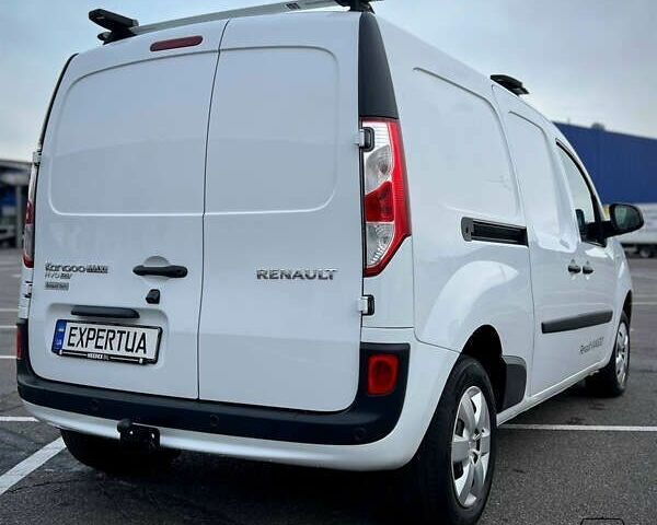 Рено Кєнгу, об'ємом двигуна 1.5 л та пробігом 144 тис. км за 14299 $, фото 2 на Automoto.ua