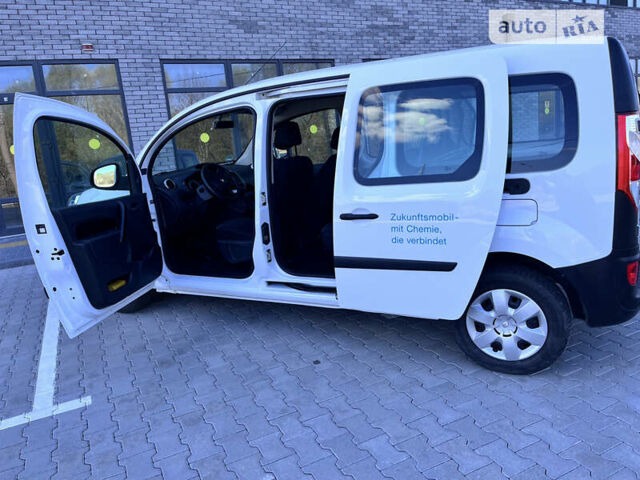 Рено Кенгу, объемом двигателя 0 л и пробегом 19 тыс. км за 16600 $, фото 15 на Automoto.ua