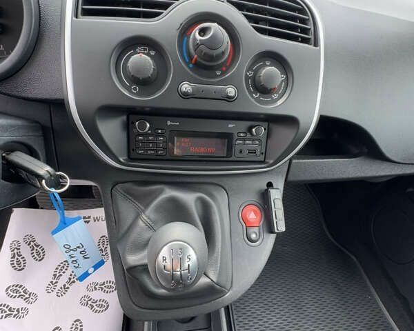 Рено Кенгу, объемом двигателя 1.5 л и пробегом 144 тыс. км за 14200 $, фото 20 на Automoto.ua