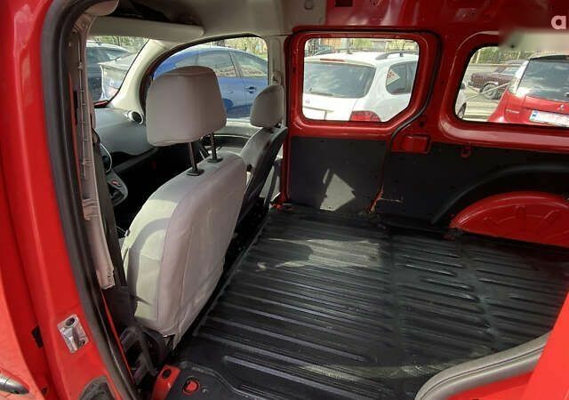 Рено Кенгу, объемом двигателя 0 л и пробегом 71 тыс. км за 11200 $, фото 22 на Automoto.ua