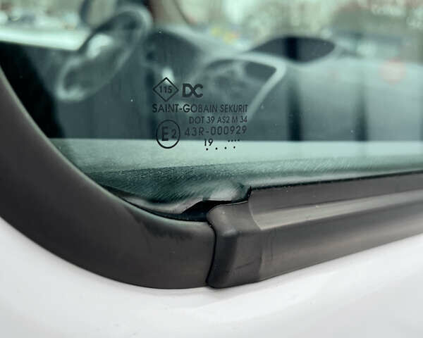 Рено Кенгу, объемом двигателя 0 л и пробегом 19 тыс. км за 16600 $, фото 32 на Automoto.ua