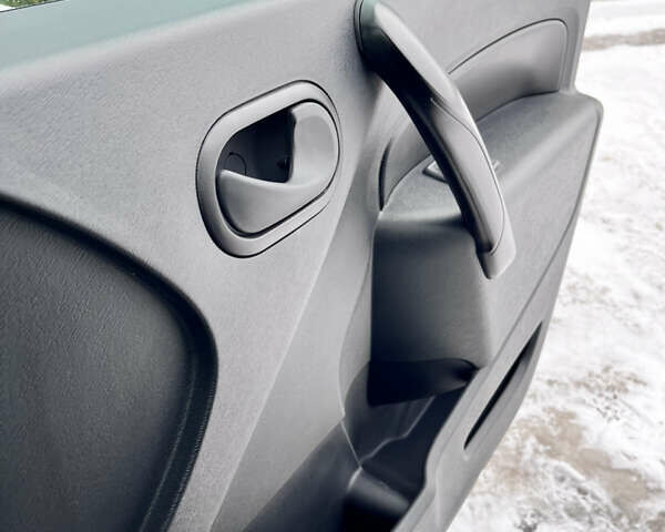 Рено Кенгу, объемом двигателя 0 л и пробегом 19 тыс. км за 16600 $, фото 37 на Automoto.ua