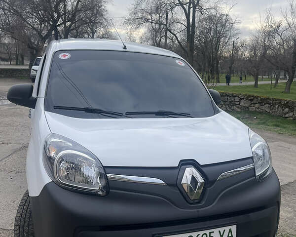 Рено Кенгу, объемом двигателя 0 л и пробегом 65 тыс. км за 9900 $, фото 18 на Automoto.ua