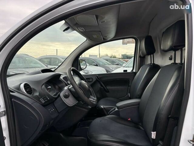 Рено Кєнгу, об'ємом двигуна 1.5 л та пробігом 140 тис. км за 10900 $, фото 22 на Automoto.ua