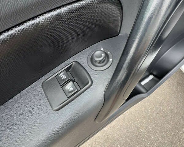 Рено Кєнгу, об'ємом двигуна 1.5 л та пробігом 144 тис. км за 13500 $, фото 25 на Automoto.ua