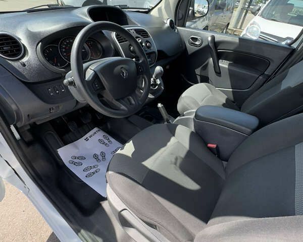 Рено Кенгу, объемом двигателя 1.5 л и пробегом 179 тыс. км за 12700 $, фото 11 на Automoto.ua