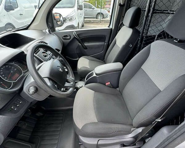 Рено Кенгу, объемом двигателя 0 л и пробегом 164 тыс. км за 11700 $, фото 12 на Automoto.ua