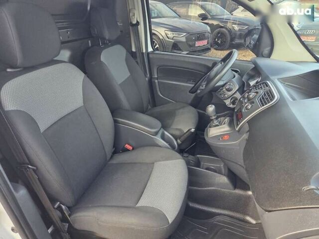 Рено Кенгу, объемом двигателя 1.5 л и пробегом 199 тыс. км за 10450 $, фото 22 на Automoto.ua