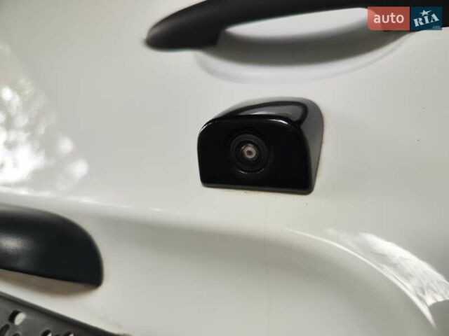 Рено Кенгу, объемом двигателя 0 л и пробегом 25 тыс. км за 15999 $, фото 33 на Automoto.ua