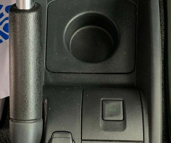 Рено Кенгу, объемом двигателя 1.5 л и пробегом 129 тыс. км за 12250 $, фото 25 на Automoto.ua