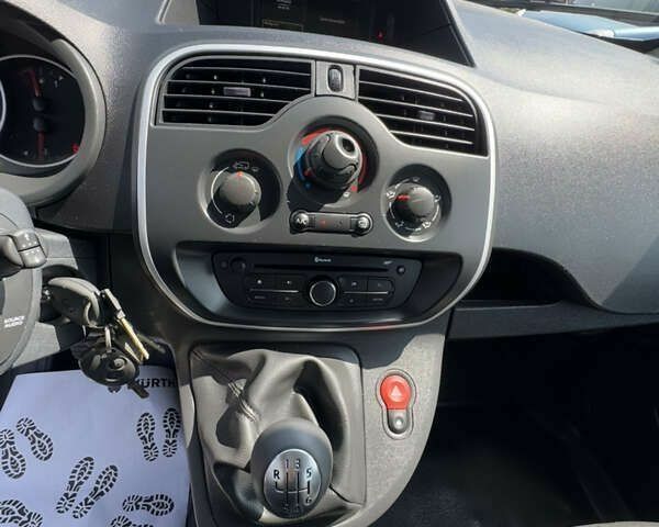 Рено Кенгу, объемом двигателя 0 л и пробегом 192 тыс. км за 14900 $, фото 18 на Automoto.ua