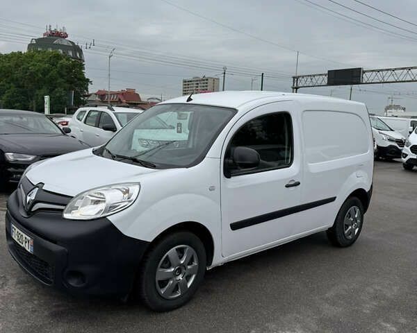 Рено Кенгу, объемом двигателя 0 л и пробегом 179 тыс. км за 12800 $, фото 5 на Automoto.ua