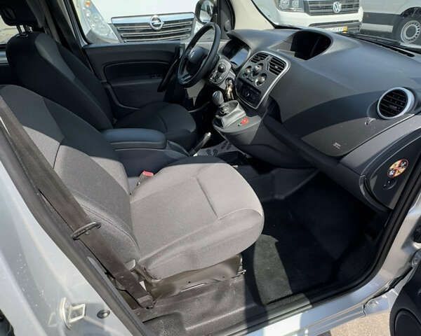 Рено Кенгу, объемом двигателя 0 л и пробегом 192 тыс. км за 14900 $, фото 25 на Automoto.ua