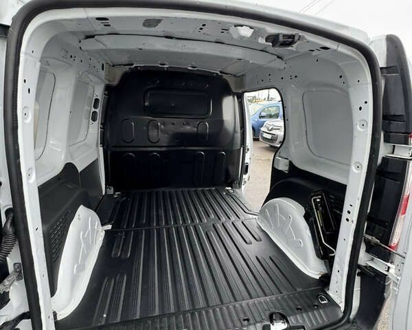 Рено Кєнгу, об'ємом двигуна 0 л та пробігом 144 тис. км за 12700 $, фото 28 на Automoto.ua