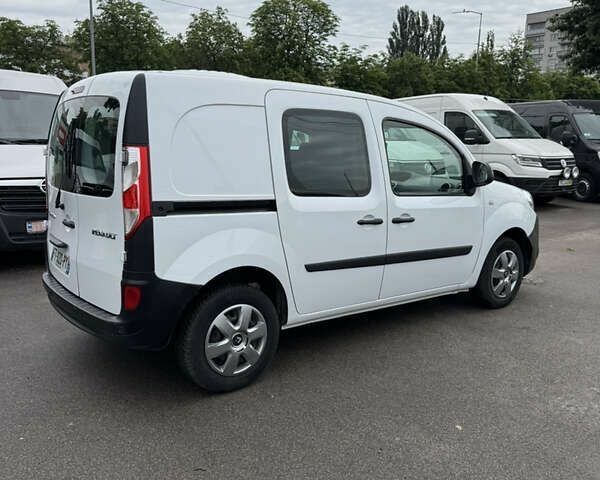 Рено Кенгу, объемом двигателя 0 л и пробегом 179 тыс. км за 12800 $, фото 10 на Automoto.ua