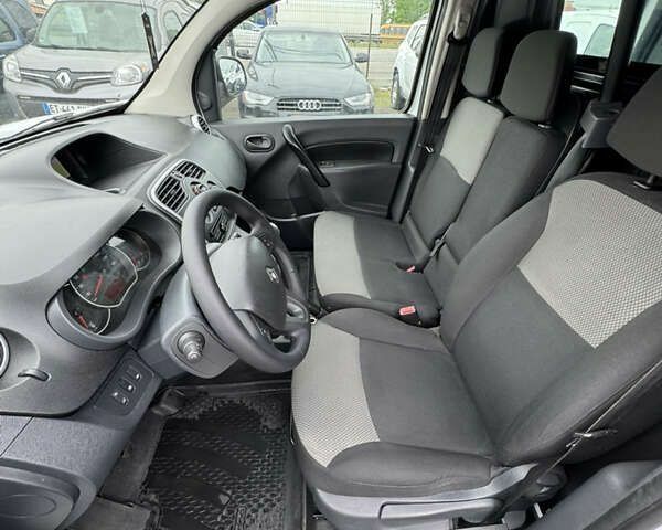 Рено Кенгу, объемом двигателя 0 л и пробегом 179 тыс. км за 12800 $, фото 13 на Automoto.ua