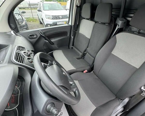 Рено Кєнгу, об'ємом двигуна 0 л та пробігом 144 тис. км за 12700 $, фото 18 на Automoto.ua