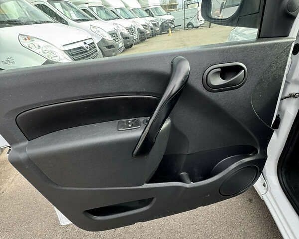 Рено Кєнгу, об'ємом двигуна 0 л та пробігом 93 тис. км за 14200 $, фото 19 на Automoto.ua