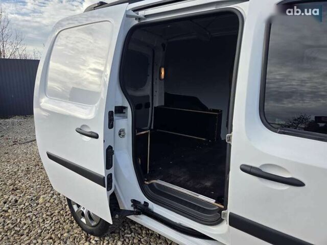 Рено Кенгу, объемом двигателя 1.5 л и пробегом 199 тыс. км за 10450 $, фото 12 на Automoto.ua