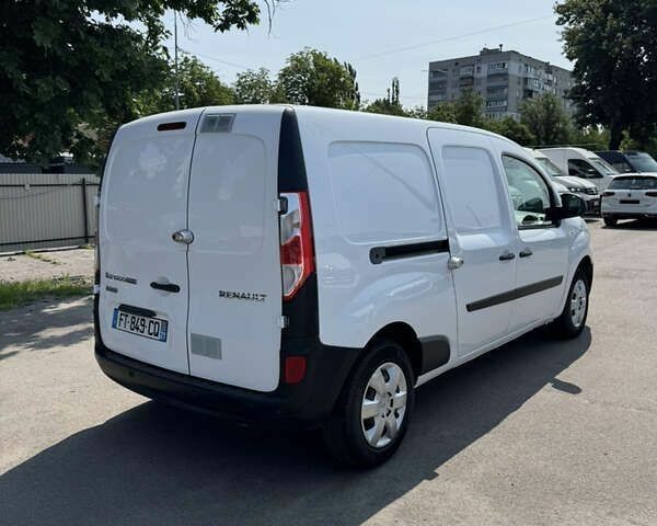 Рено Кенгу, объемом двигателя 0 л и пробегом 128 тыс. км за 14200 $, фото 8 на Automoto.ua