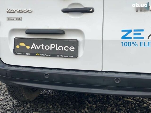 Рено Кєнгу, об'ємом двигуна 0 л та пробігом 8 тис. км за 15500 $, фото 13 на Automoto.ua