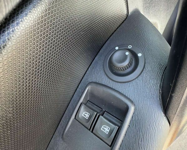 Рено Кєнгу, об'ємом двигуна 1.5 л та пробігом 179 тис. км за 12700 $, фото 22 на Automoto.ua