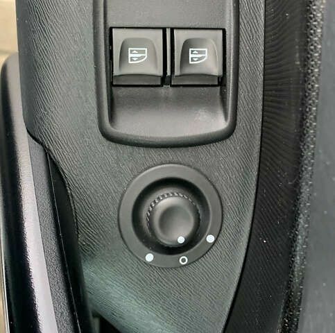 Рено Кєнгу, об'ємом двигуна 0 л та пробігом 129 тис. км за 12250 $, фото 6 на Automoto.ua