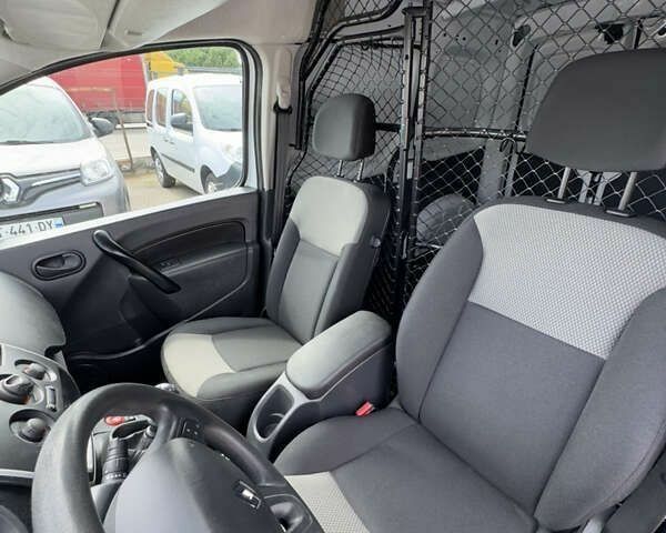 Рено Кєнгу, об'ємом двигуна 0 л та пробігом 181 тис. км за 12600 $, фото 20 на Automoto.ua