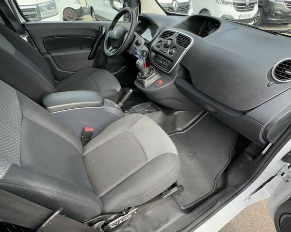 Рено Кєнгу, об'ємом двигуна 0 л та пробігом 181 тис. км за 12600 $, фото 22 на Automoto.ua
