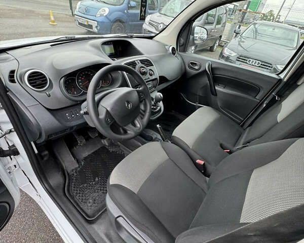 Рено Кенгу, объемом двигателя 0 л и пробегом 179 тыс. км за 12800 $, фото 12 на Automoto.ua