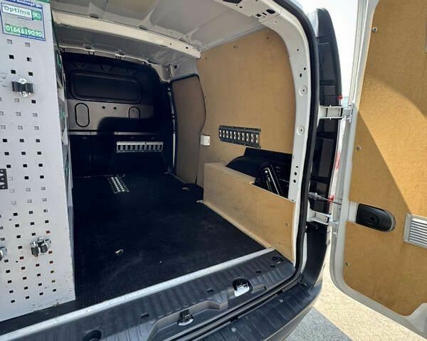 Рено Кенгу, объемом двигателя 0 л и пробегом 128 тыс. км за 14200 $, фото 25 на Automoto.ua