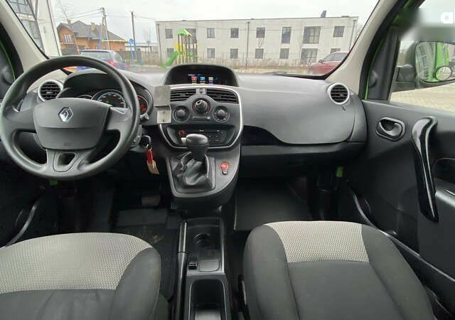 Рено Кенгу, объемом двигателя 0 л и пробегом 84 тыс. км за 9600 $, фото 28 на Automoto.ua