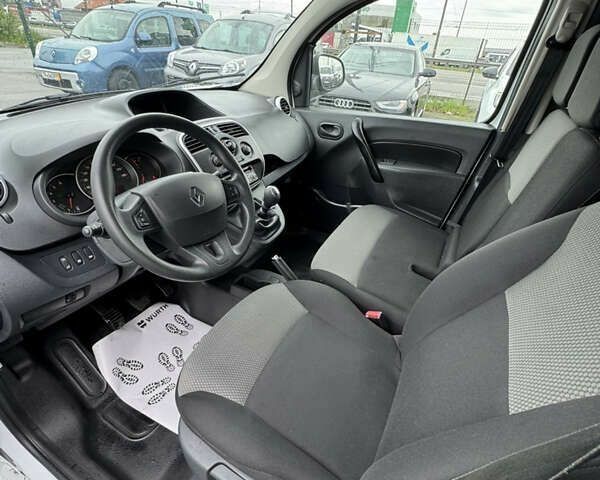 Рено Кенгу, объемом двигателя 0 л и пробегом 144 тыс. км за 12700 $, фото 12 на Automoto.ua