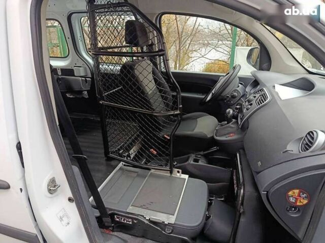 Рено Кенгу, объемом двигателя 0 л и пробегом 24 тыс. км за 12900 $, фото 5 на Automoto.ua