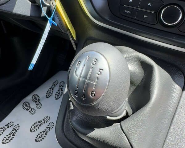 Рено Кенгу, объемом двигателя 1.5 л и пробегом 202 тыс. км за 12800 $, фото 24 на Automoto.ua