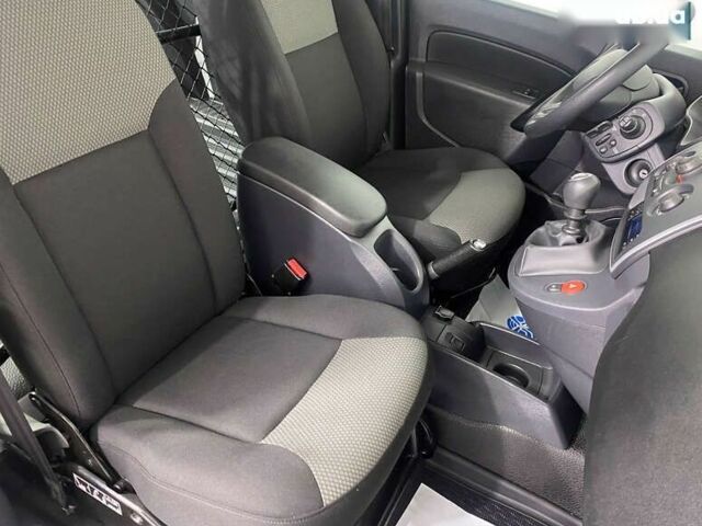 Рено Кєнгу, об'ємом двигуна 1.5 л та пробігом 166 тис. км за 12250 $, фото 12 на Automoto.ua