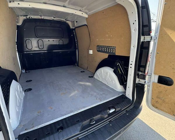 Рено Кенгу, объемом двигателя 0 л и пробегом 186 тыс. км за 14200 $, фото 26 на Automoto.ua