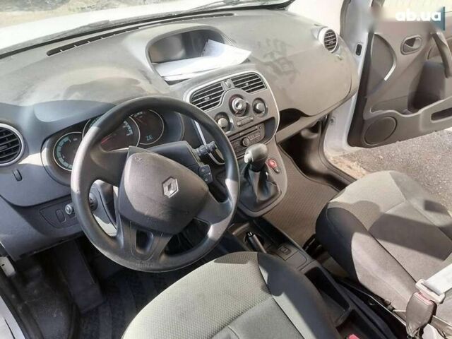 Рено Кенгу, объемом двигателя 0 л и пробегом 29 тыс. км за 12172 $, фото 17 на Automoto.ua