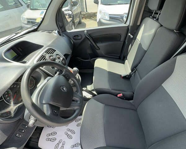 Рено Кенгу, объемом двигателя 1.5 л и пробегом 202 тыс. км за 12800 $, фото 14 на Automoto.ua